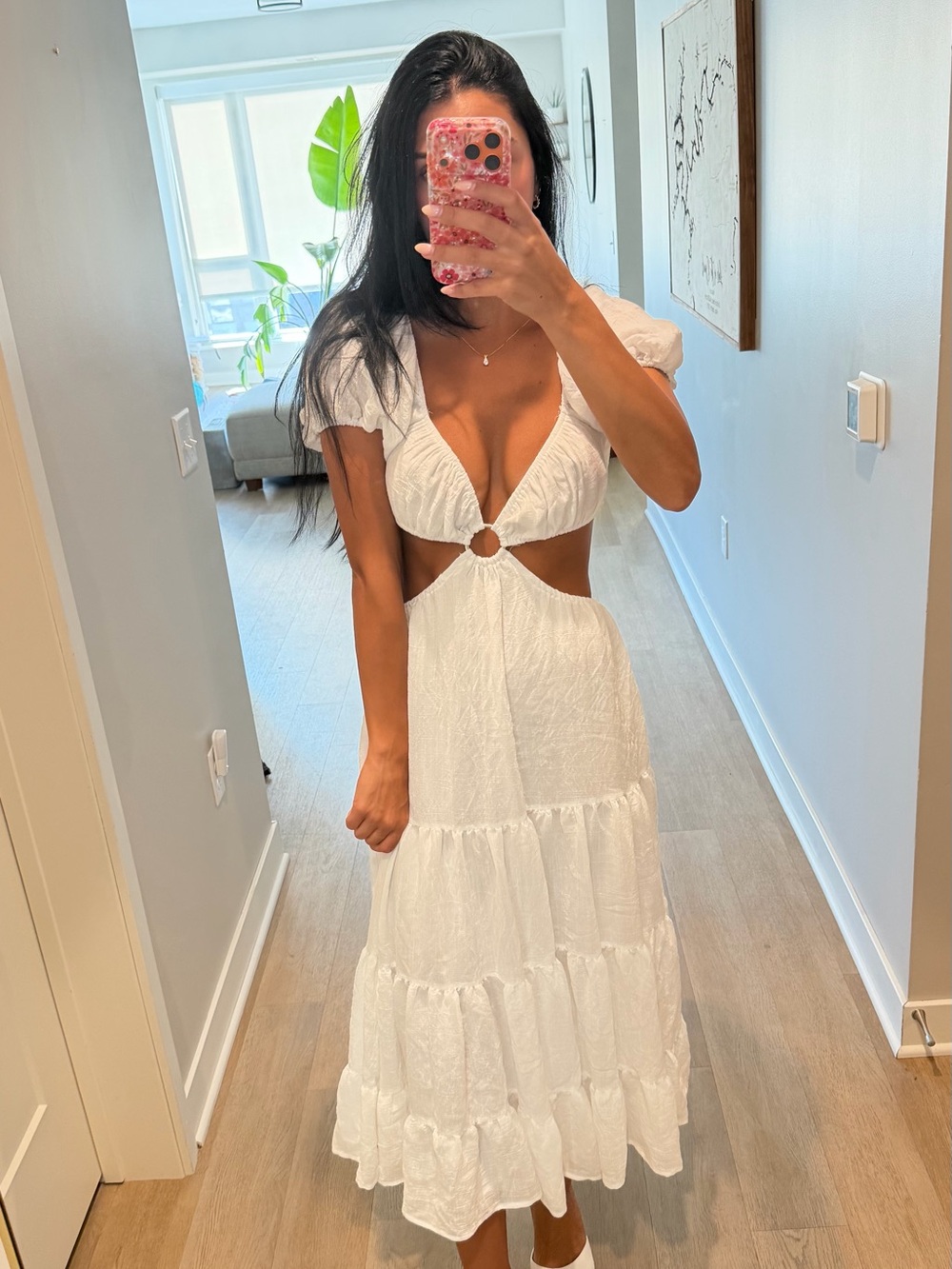 Princess Polly White Cutout Tiered Maxi Dress with Puff Sleeves - Picture 2 of 4